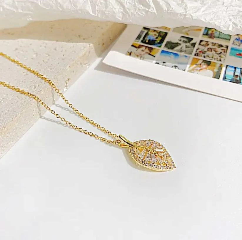 Dazzling Leaf Necklace