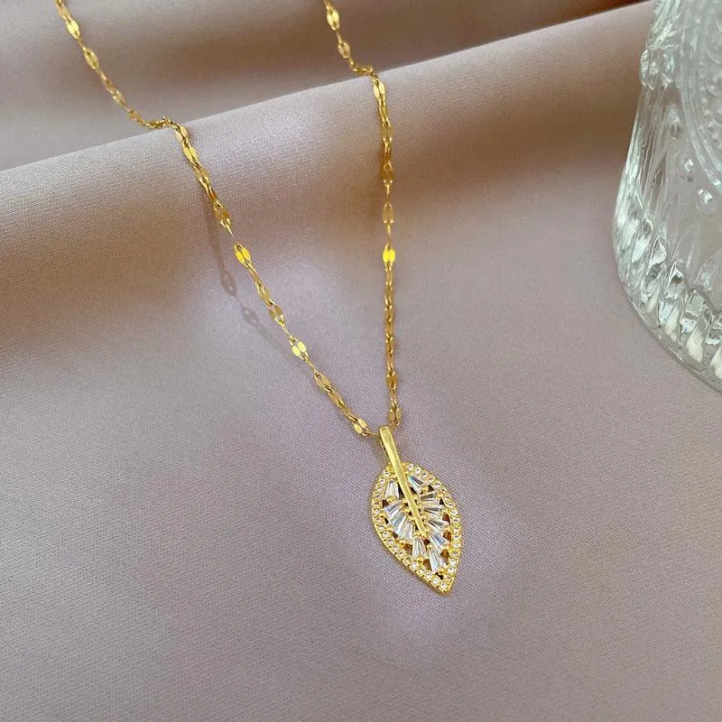 Dazzling Leaf Necklace