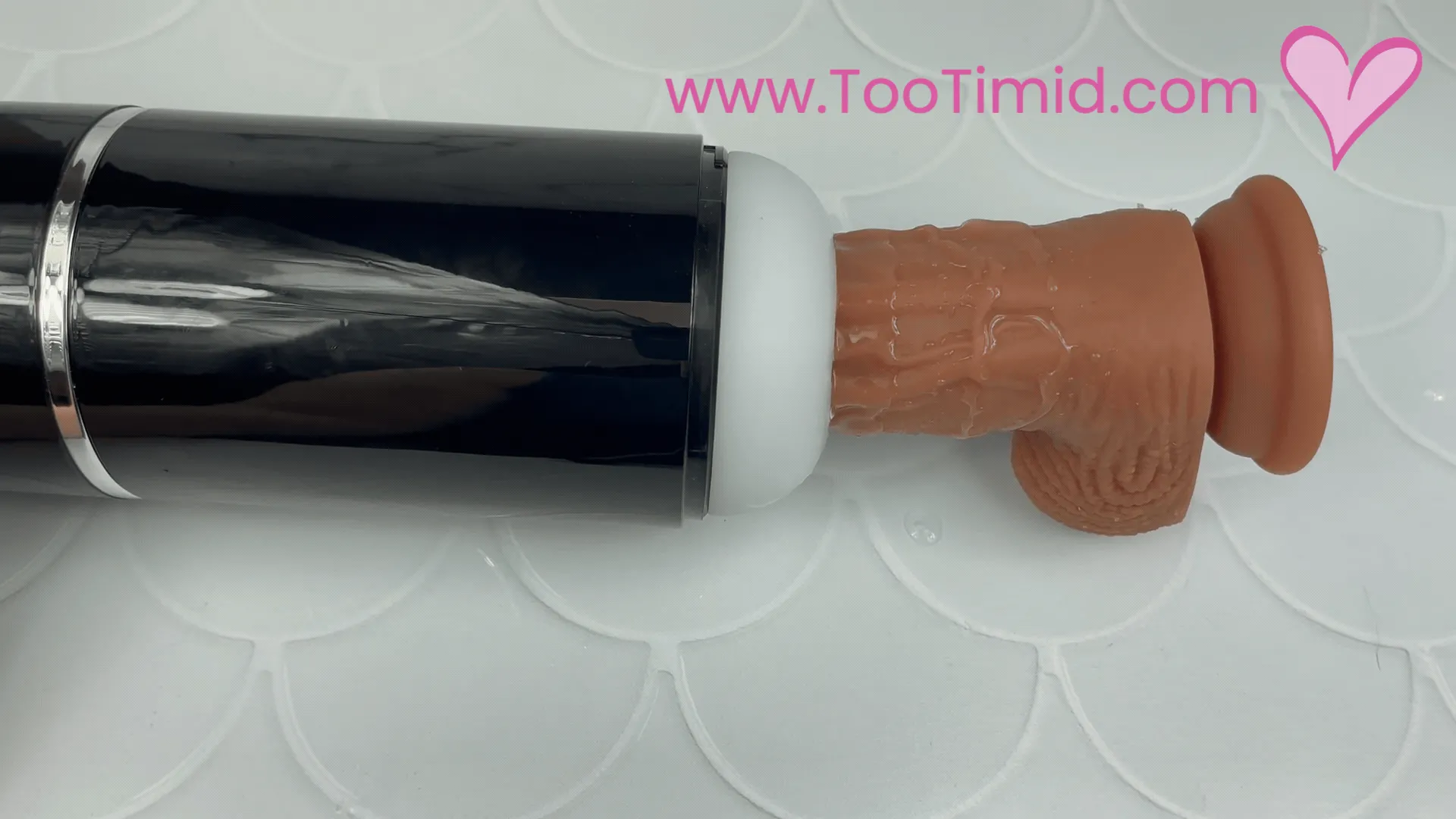Vortex Moaning Masturbator: Featuring Unique Suction and Vibrating Features